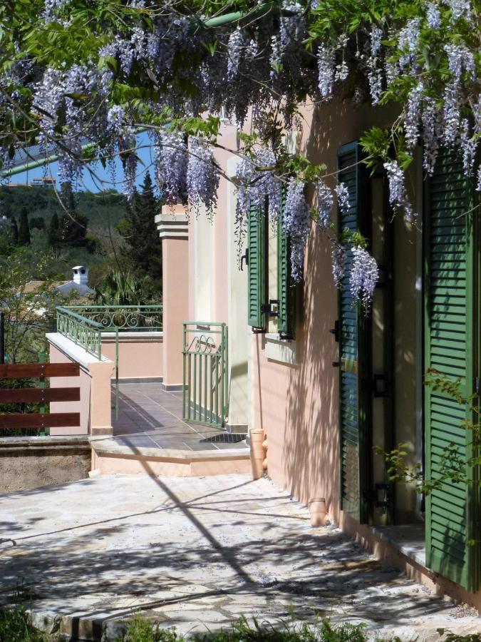 Mouse House Apartment Gouvia Bagian luar foto